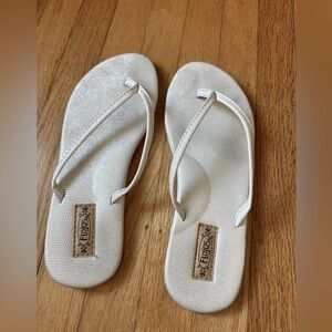 Flojos White Flip Flop Dandals
